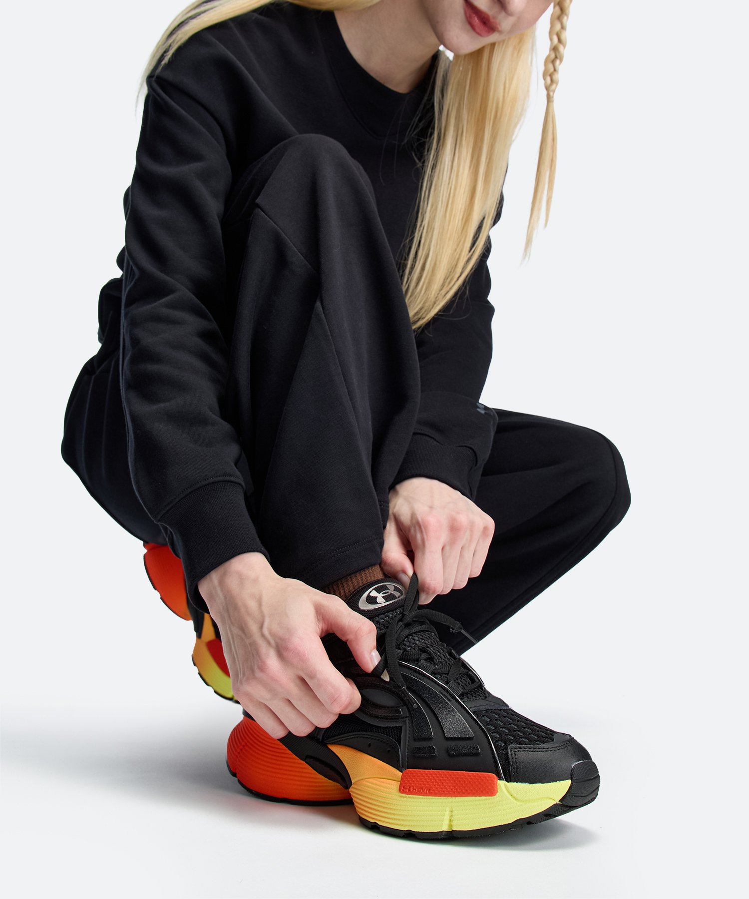 UAアイコン96（ライフスタイル/UNISEX） Black / Dark Orange(003)