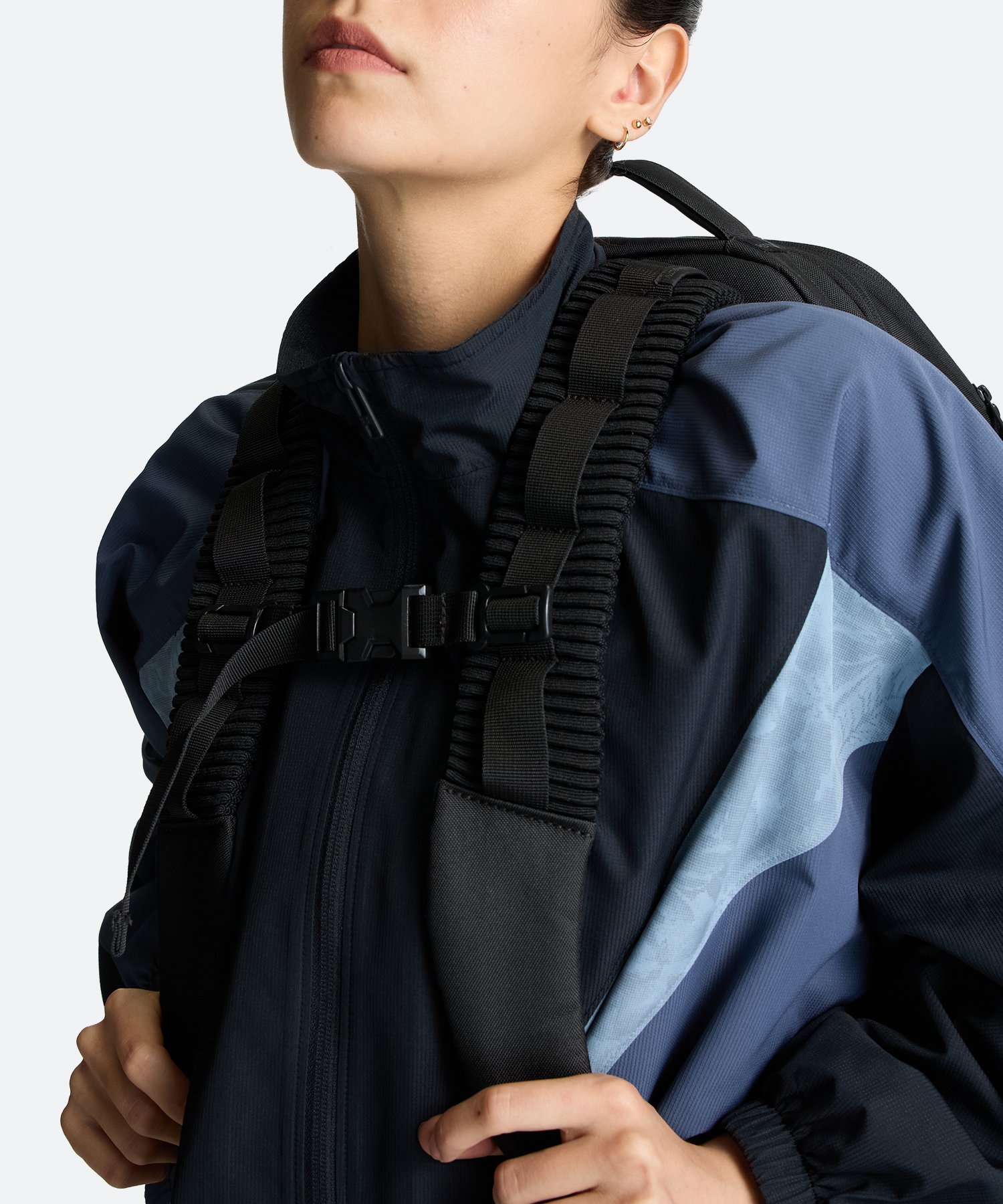 UAノーウェイ チーム バックパック（トレーニング/UNISEX） Castlerock Medium Heather(025)
