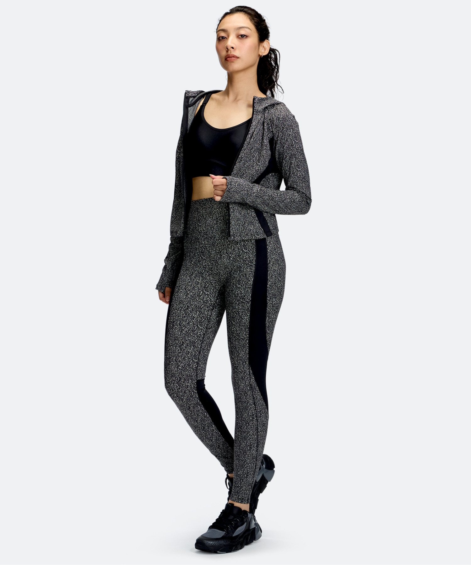 UAバニッシュ エリート ジャカード レギンス（トレーニング/WOMEN） Ultimate Black(008)
