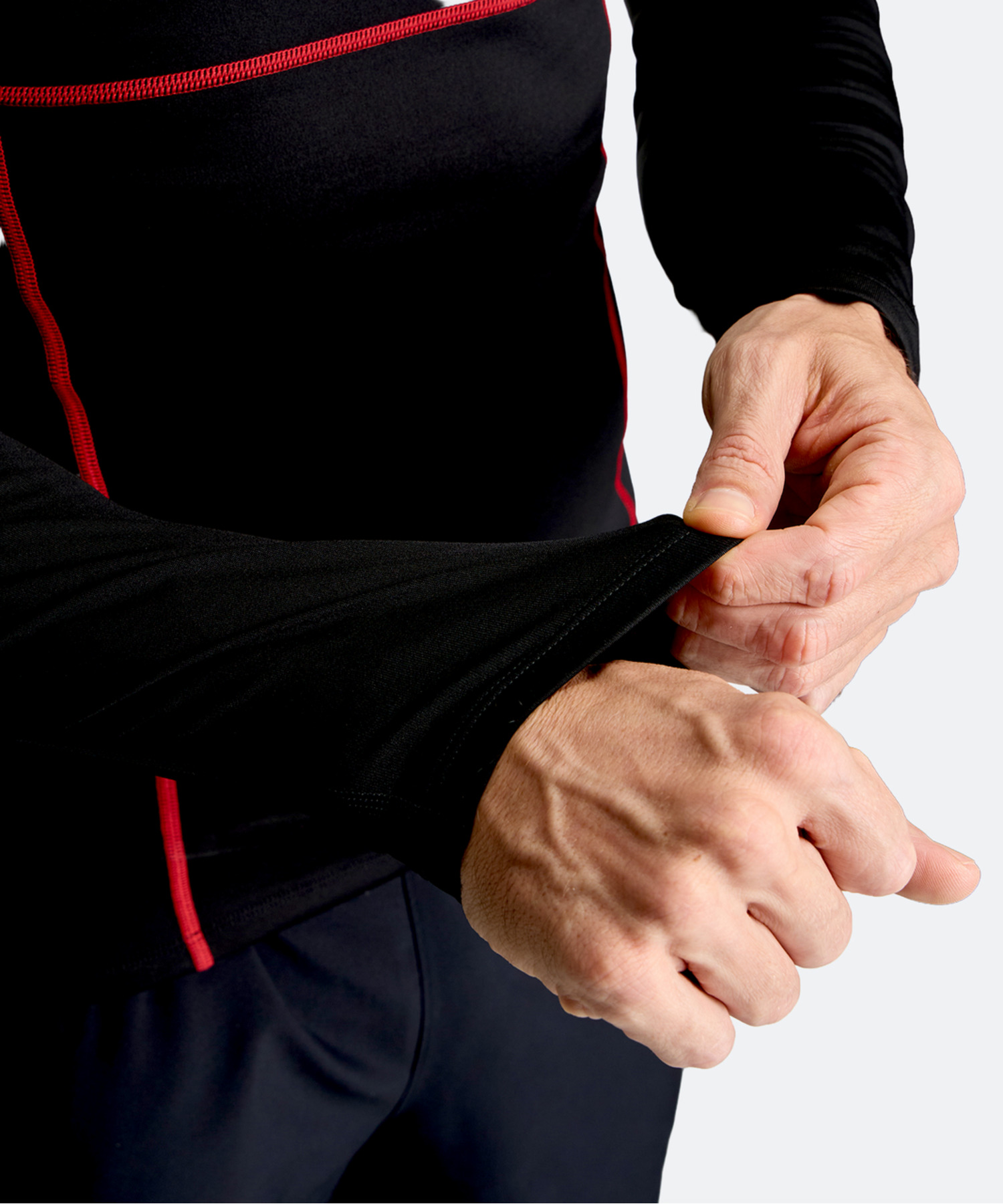 UAコールドギア ネオラスト コンプレッション モックネック シャツ（トレーニング/MEN） Ultimate Black / Red(009)
