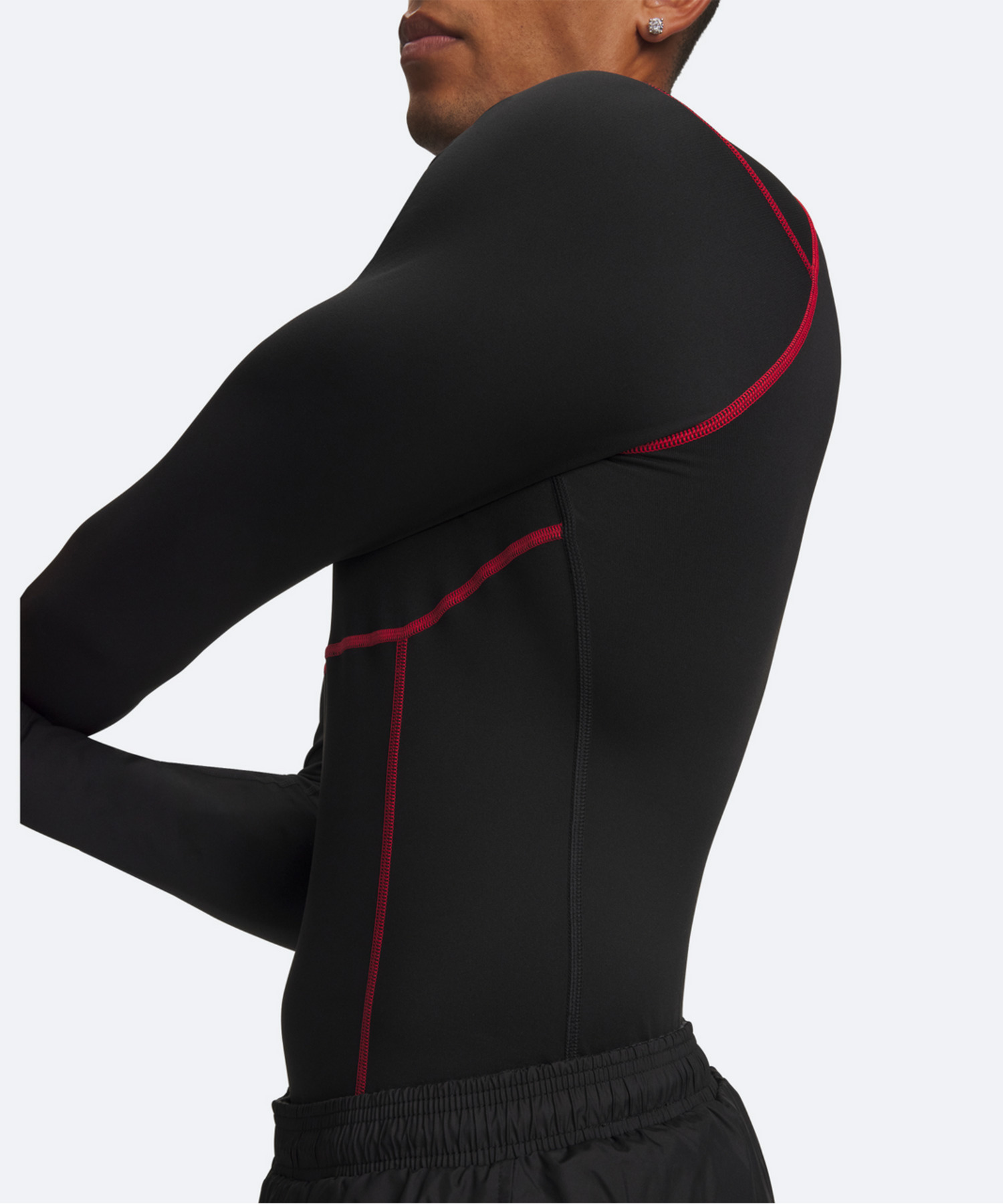 UAコールドギア ネオラスト コンプレッション モックネック シャツ（トレーニング/MEN） Ultimate Black / Red(009)