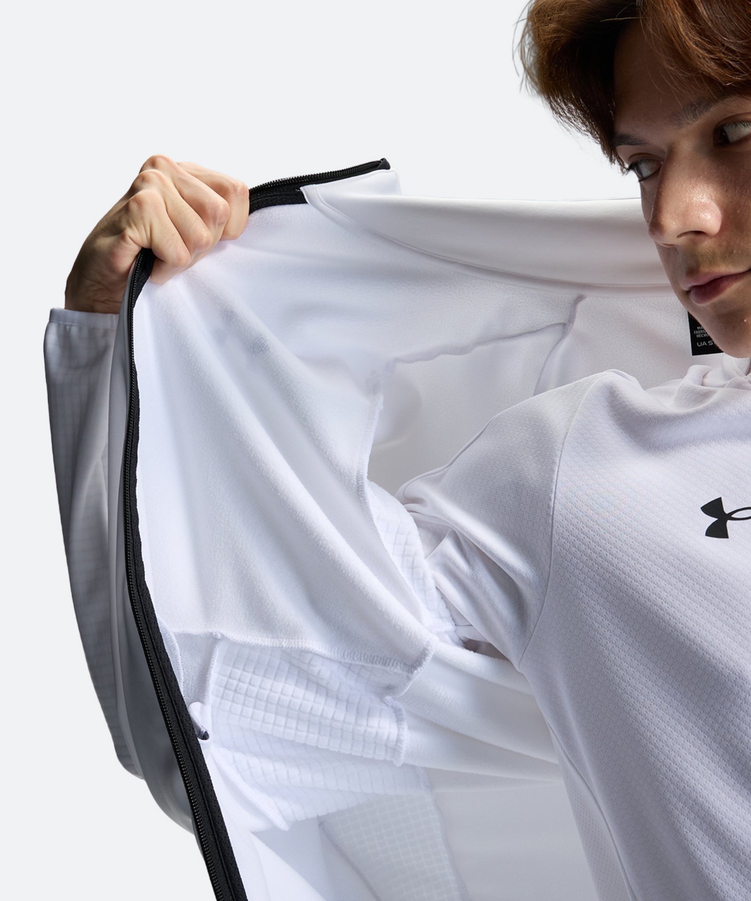 UAウインターニット 3レイヤー フルジップ ジャケット（トレーニング/MEN） White(100)