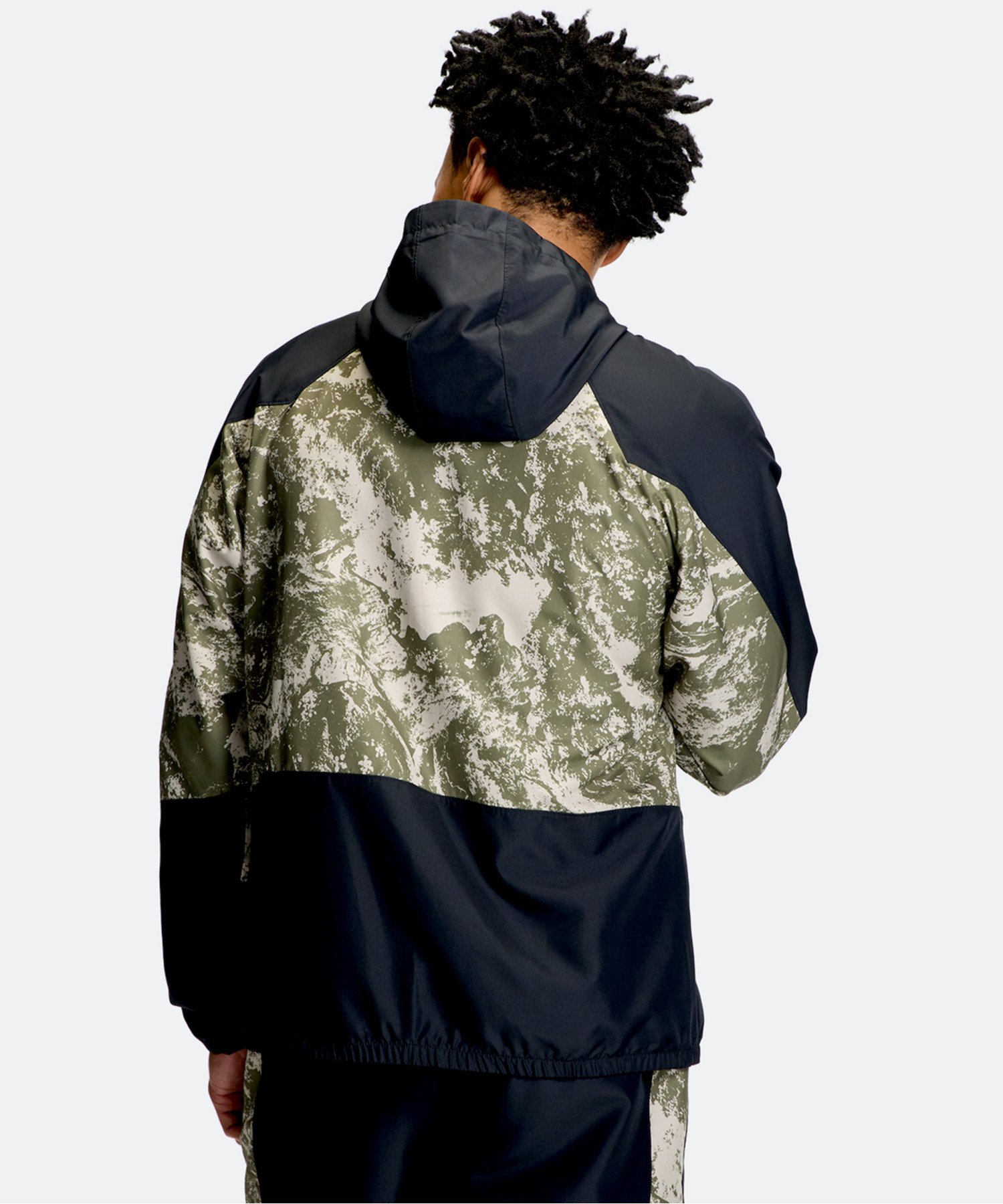 UAヤード トリコットウーブン フルジップ フーディー ジャケット（ベースボール/MEN） Black / Marine OD Green(002)