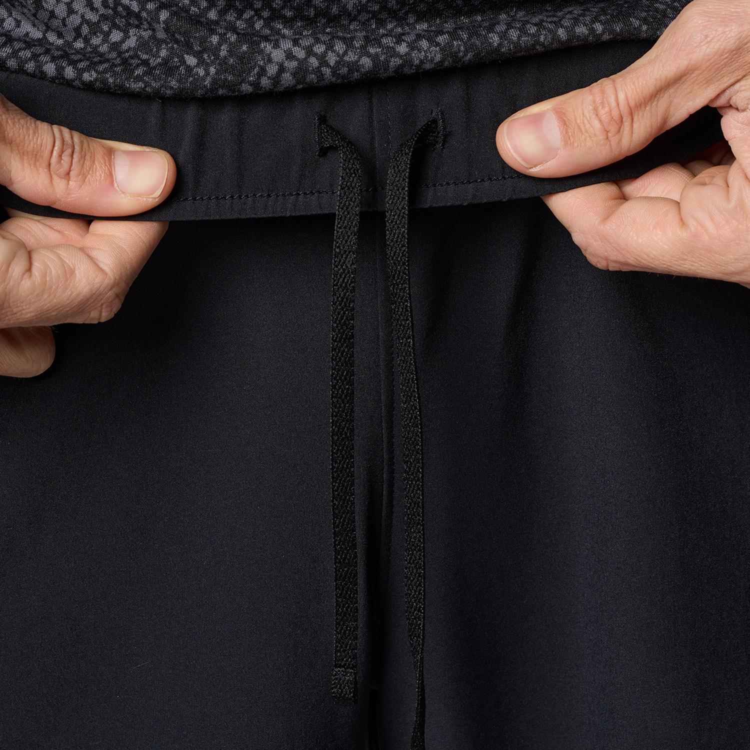 【UNDER ARMOURウェア】 アンダーアーマーウェア M UA Woven 7in Short M UA Woven 7in Short 1384809 011GRY 001BLK