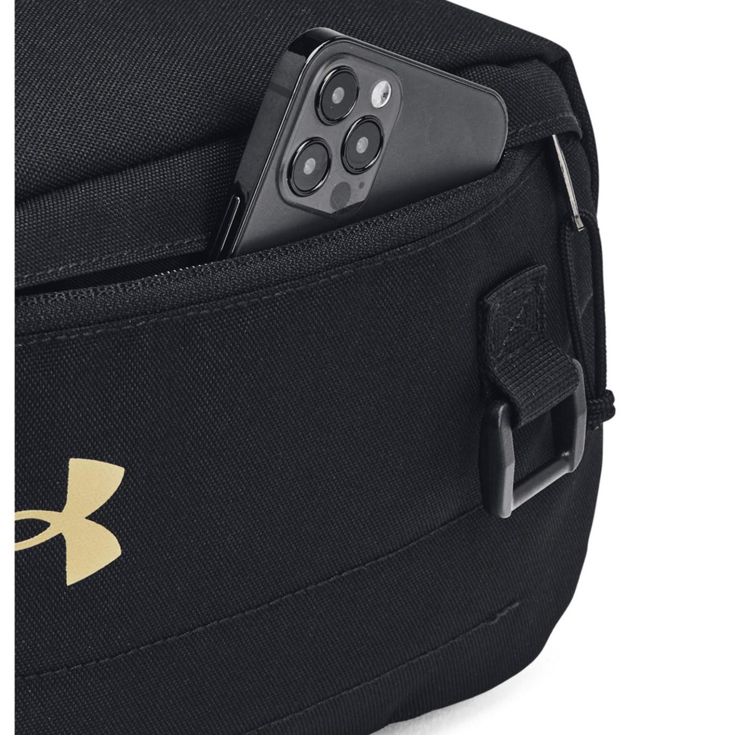 【UNDER ARMOUR】 アンダーアーマー U Contain Travel Kit バッグ 1381922 001BLK/MGD 001BLK/MGD