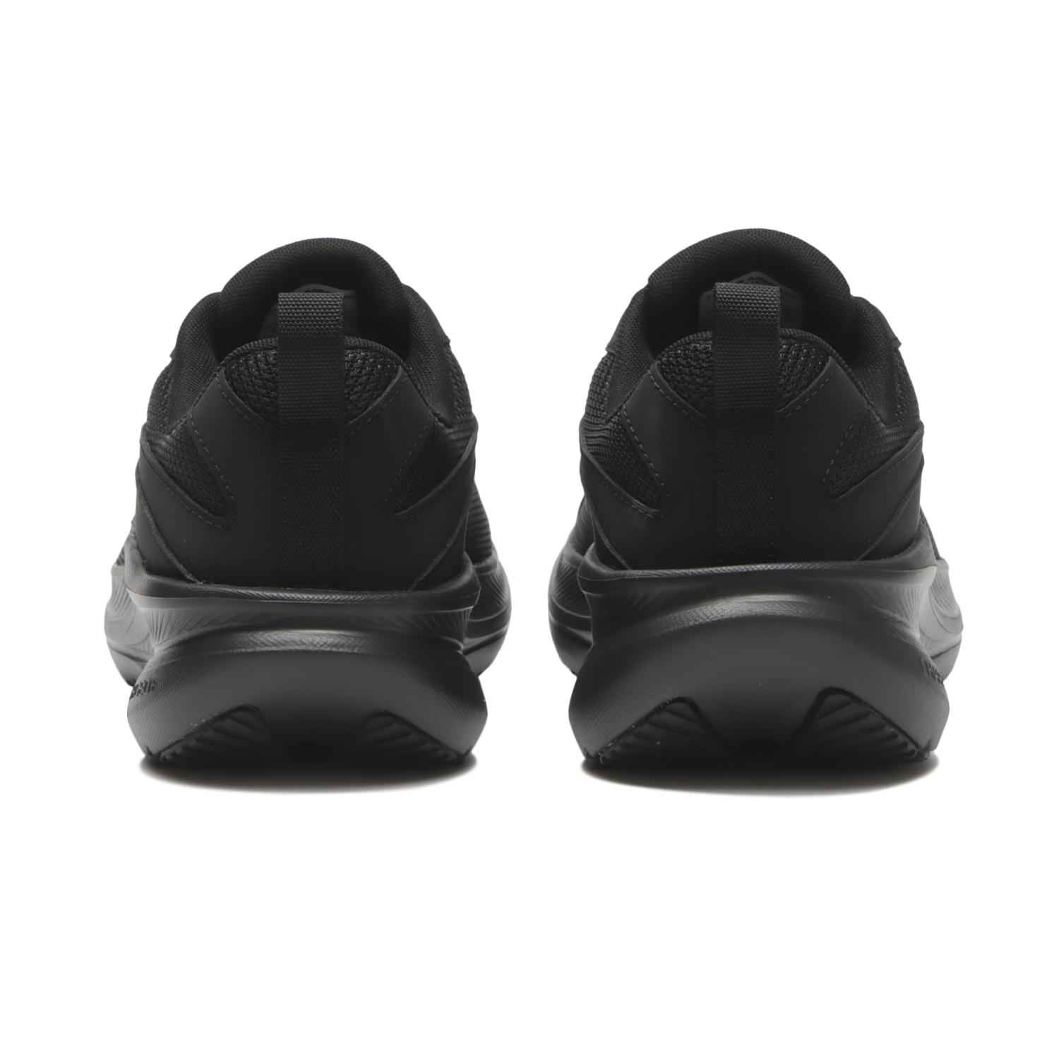 【UNDER ARMOUR】 アンダーアーマー M UA ASSERT 11 EXTRA WIDE SYN アサート11エクストラワイド 6013268 002BLK/BLK/BLK 002BLK/BLK/BLK