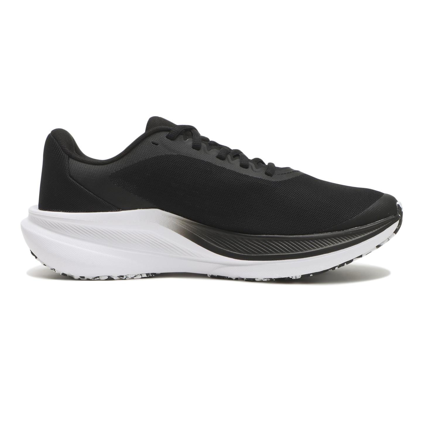 【UNDER ARMOUR】 アンダーアーマー M UA CHASE チェイス 6014417 ABC-MART限定 011MGA/WHT/BLK 001BLK/BLK/WHT