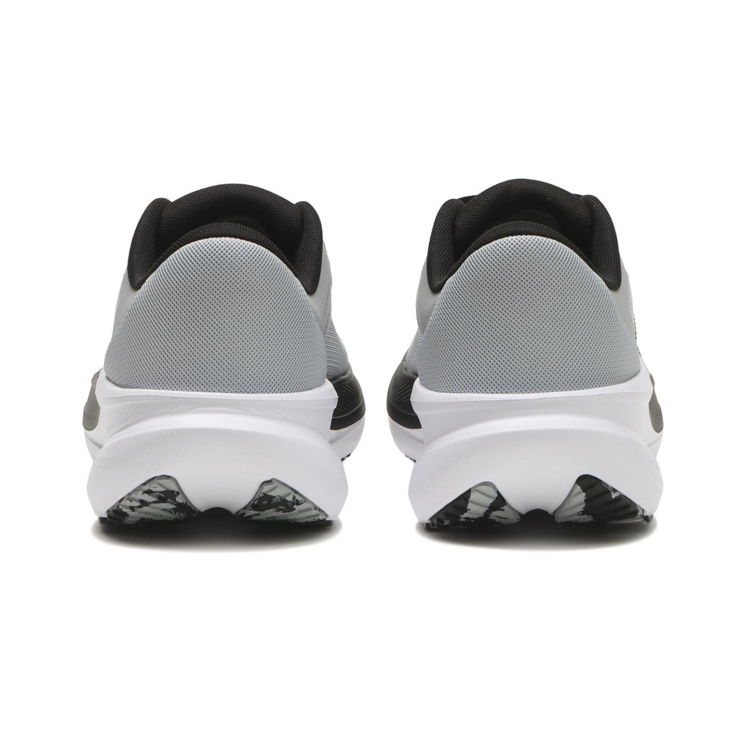 【UNDER ARMOUR】 アンダーアーマー M UA CHASE チェイス 6014417 ABC-MART限定 011MGA/WHT/BLK 011MGA/WHT/BLK