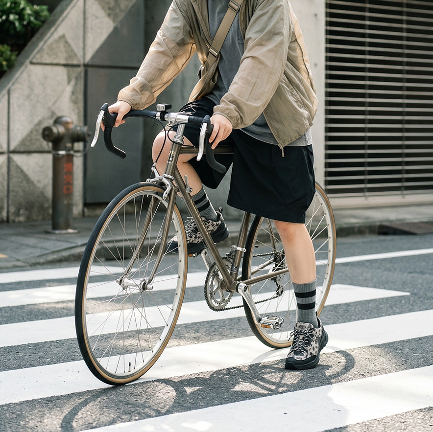 ウィメンズ ジャスパー ザイオニック スニーカー  |  Cow Black