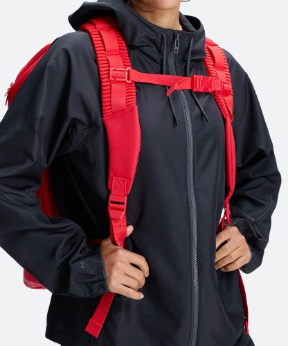 UAノーウェイ チーム バックパック（トレーニング/UNISEX） Red / Metallic Silver(600)