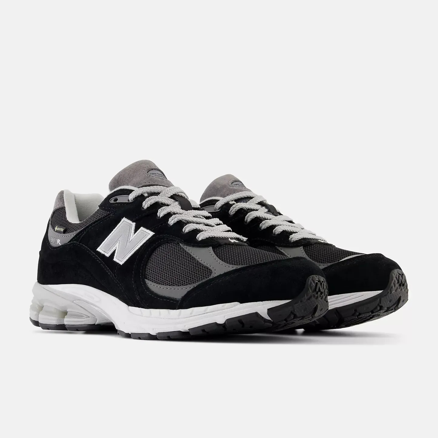 New Balance M2002RXV1