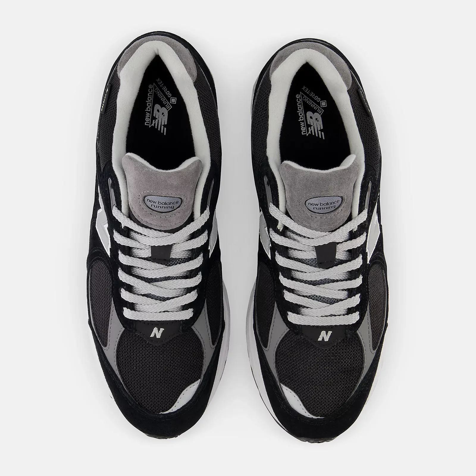 New Balance M2002RXV1