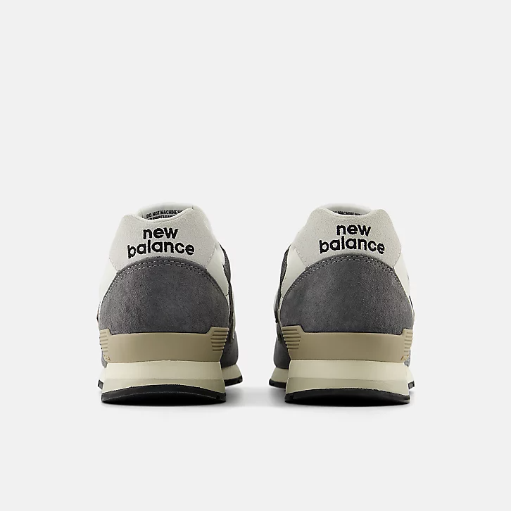 Nethtw Bathtlance 996 'Grey' CM996SC2