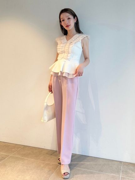 美脚ストレッチパンツ