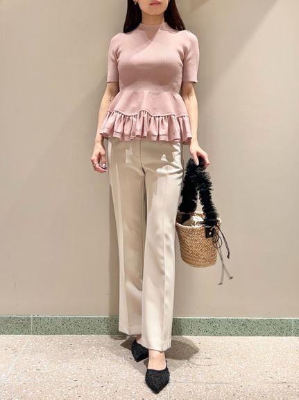 美脚ストレッチパンツ
