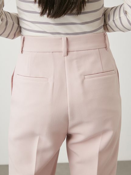 美脚ストレッチパンツ