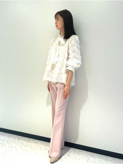 美脚ストレッチパンツ