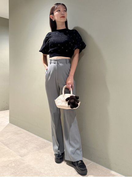 美脚ストレッチパンツ