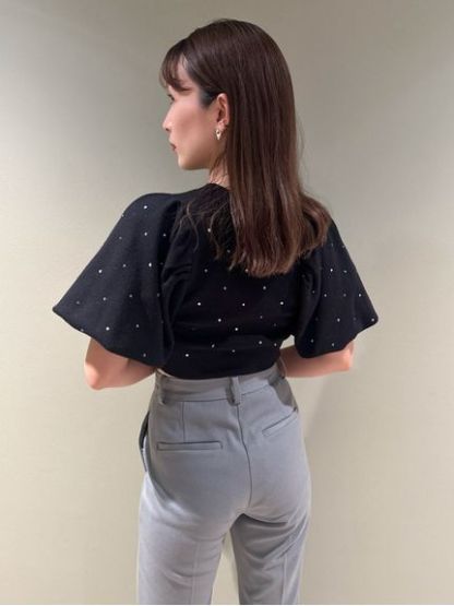 美脚ストレッチパンツ