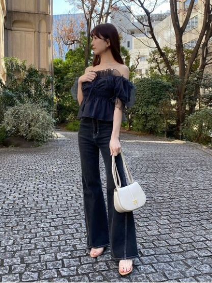 Sustainableストレッチフレアデニムパンツ