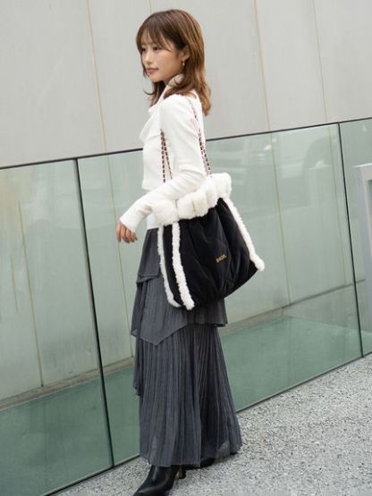 【WEB限定/ボアコレクション】キルティングチェーンバッグ