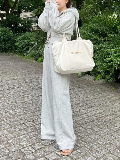 【USAGI ONLINE限定】ラメ刺繍スウェットパンツ