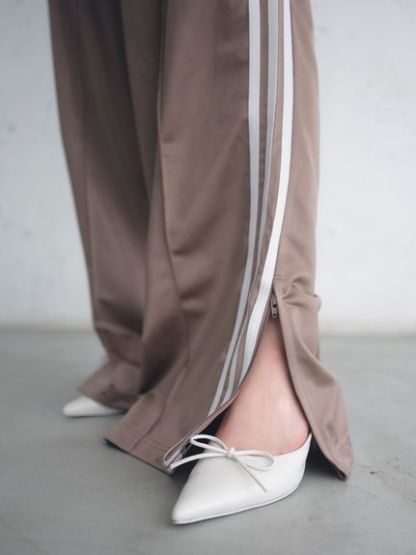【adidas Originals】トラックパンツ