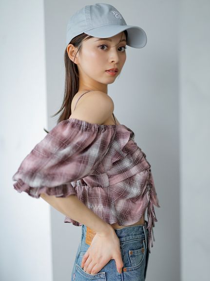 【SNIDEL|NEW ERA®】コラボエンブレムキャップ