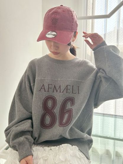 【SNIDEL|NEW ERA®】コラボエンブレムキャップ
