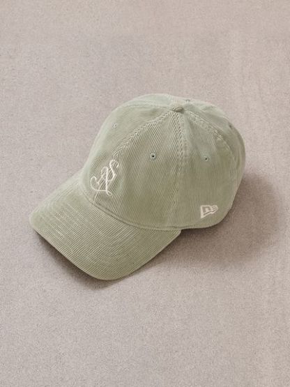 【SNIDEL|NEW ERA®】エンブレムキャップ