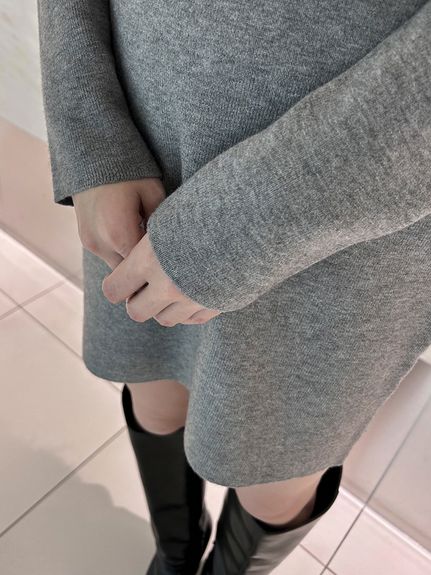 【USAGI ONLINE限定】フリルネックニットワンピース