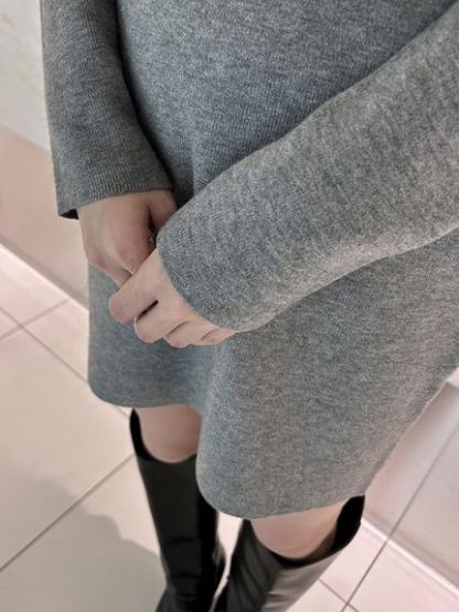 【USAGI ONLINE限定】フリルネックニットワンピース