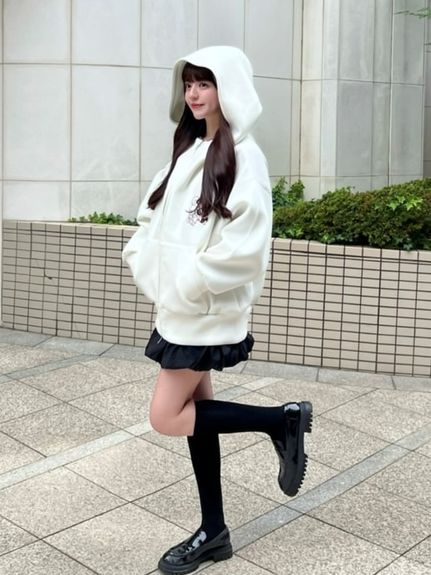 【USAGI ONLINE限定】【SNIDEL×foxy illustrations】ボリュームパーカー