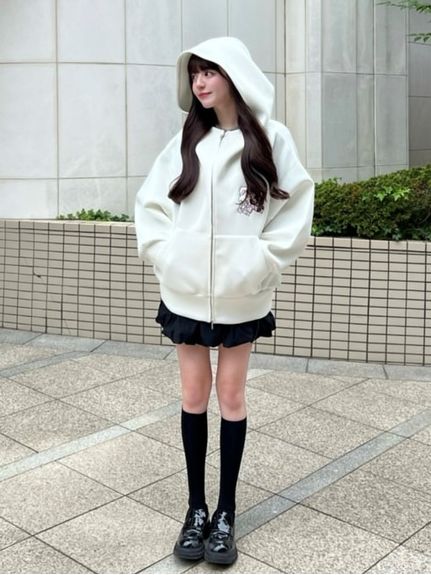 【USAGI ONLINE限定】【SNIDEL×foxy illustrations】ボリュームパーカー