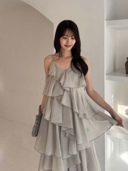 スパイラルティアードキャミドレス