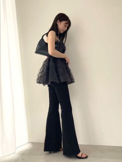 チュール刺繍ベアペプラムトップス
