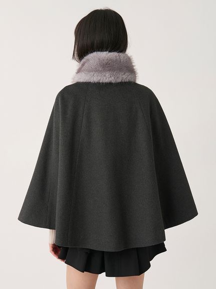ショートケープコート
