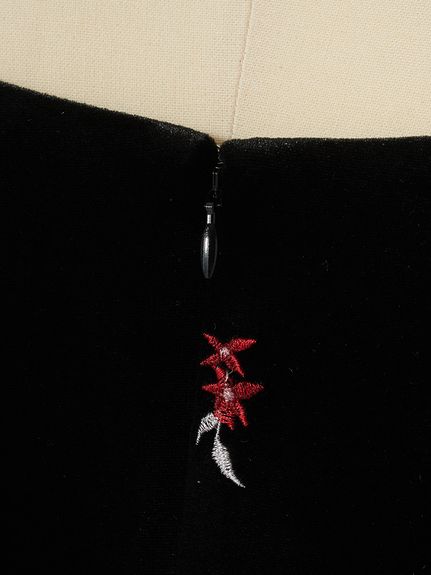エンブロイダリーベロアドレス