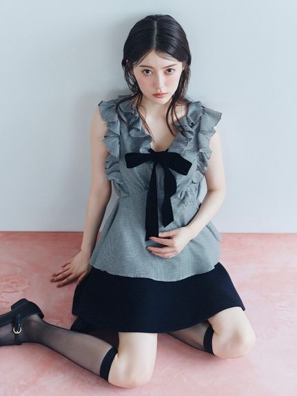 【WEB限定カラーあり】フリルボウタイノースリブラウス