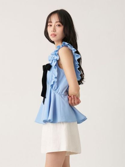 【WEB限定カラーあり】フリルボウタイノースリブラウス