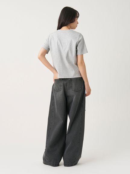 ロゴプリントTシャツ