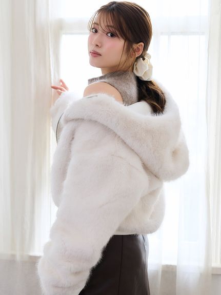 【USAGI ONLINE限定】リバーシブルファーボリュームパーカー