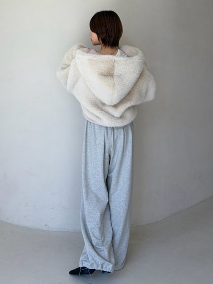 【USAGI ONLINE限定】リバーシブルファーボリュームパーカー