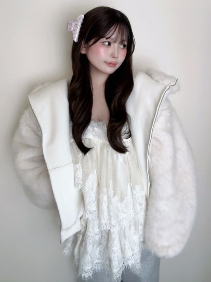 【USAGI ONLINE限定】リバーシブルファーボリュームパーカー