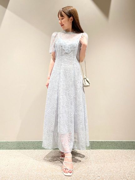 シャイニーレースドレス