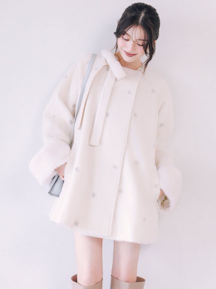 【WEB限定】ファー付きリボンブローチコート