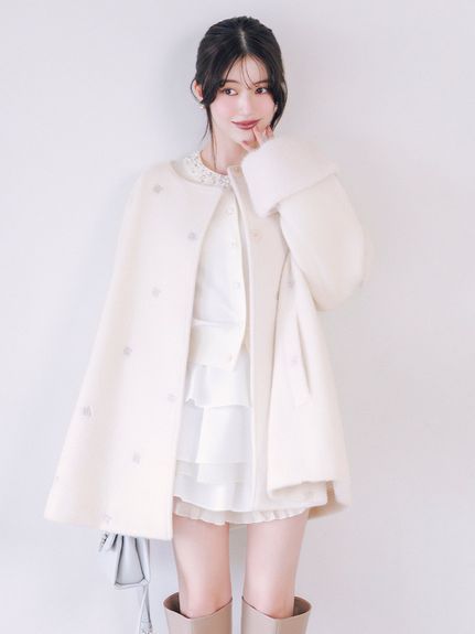 【WEB限定】ファー付きリボンブローチコート