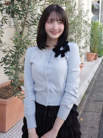 【WEB限定】ベロアリボン付きパールビジューニットカーディガン
