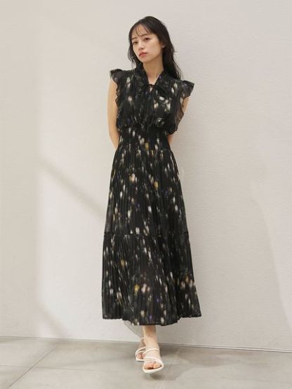 【販路限定サイズあり】Sustainableフリルプリーツワンピース