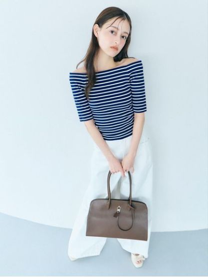 シンプルオフショルニットプルオーバー